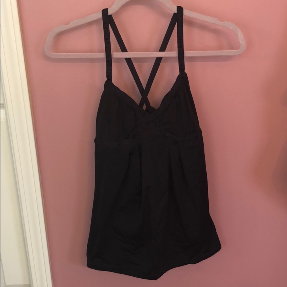 loose workout tank top